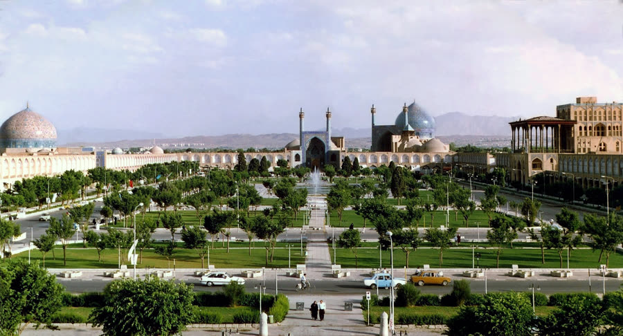 میدان نقش‌جهان اصفهان، یکی از بزرگ‌ترین میادین تاریخی جهان